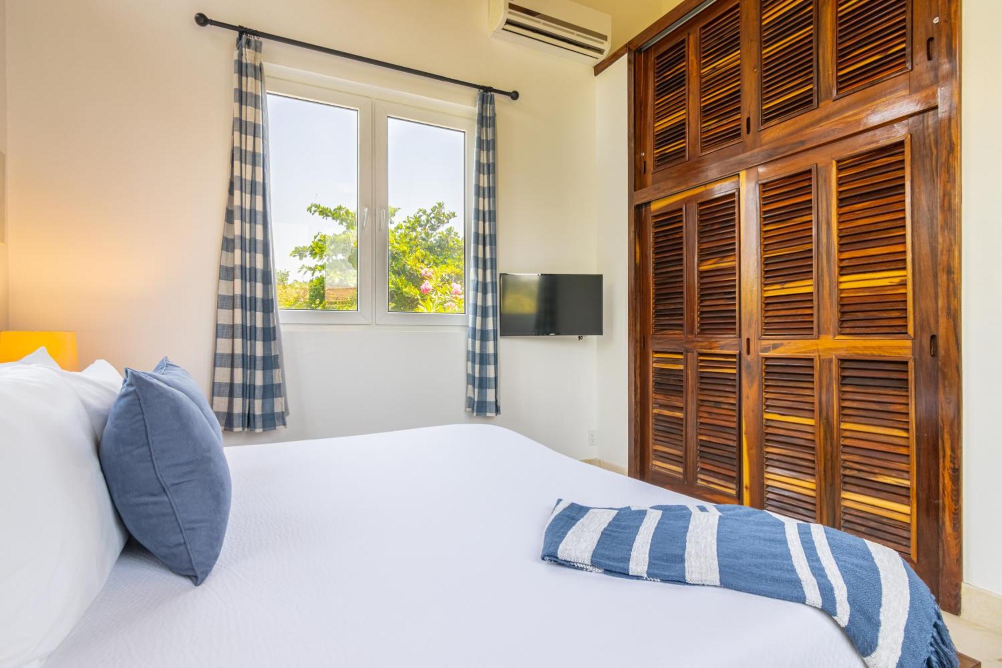 Belizean Cove Estates Luxury Beachfront Villa 圣佩德罗 外观 照片
