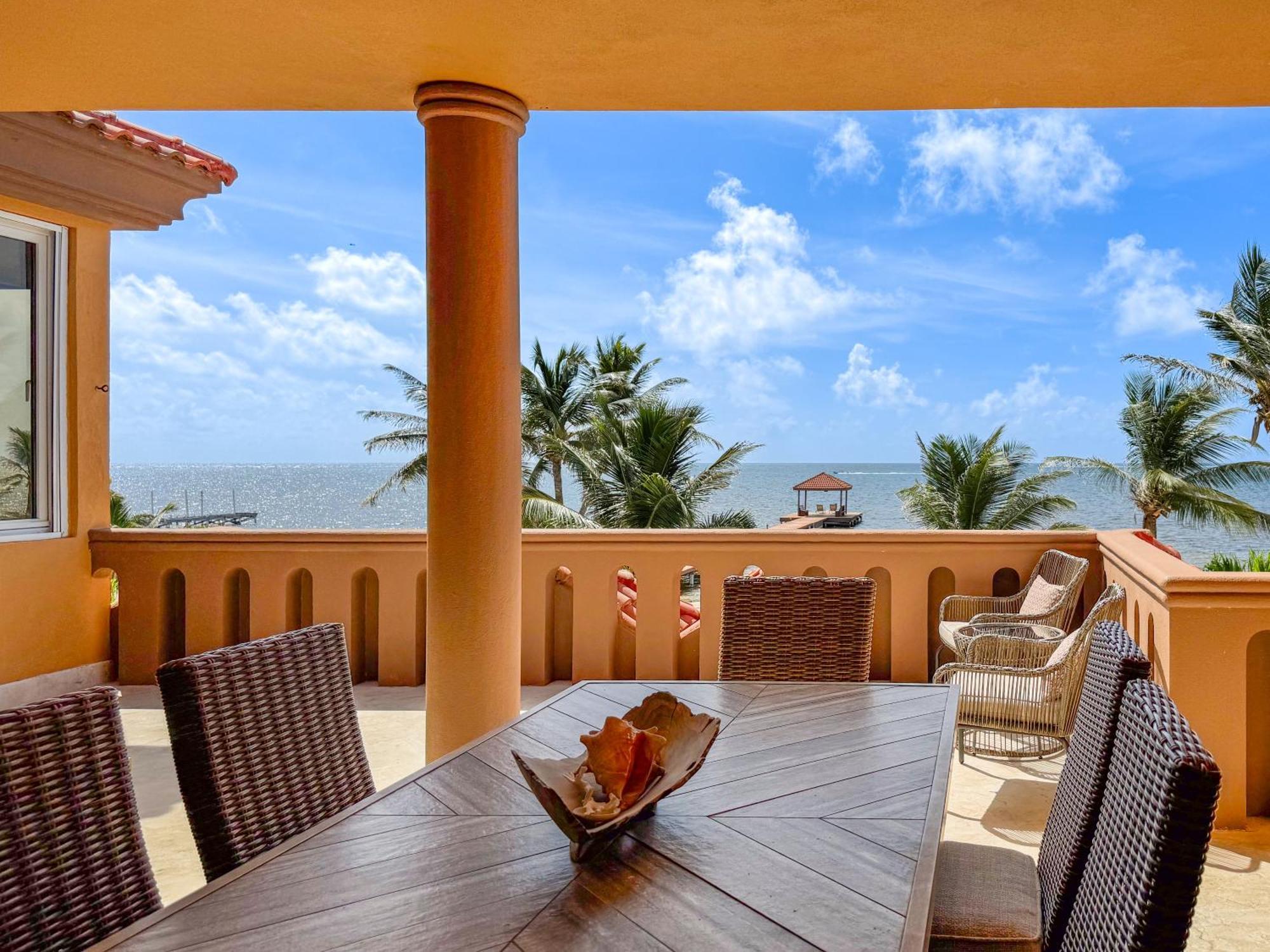 Belizean Cove Estates Luxury Beachfront Villa 圣佩德罗 外观 照片